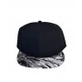 Cappellino Nero con Visiera in Fantasia